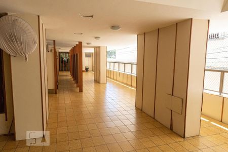 Apartamento à venda com 400m², 4 quartos e 2 vagasÁrea comum - Salão de festas