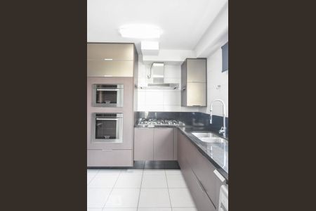 Apartamento à venda com 230m², 3 quartos e 3 vagasCozinha