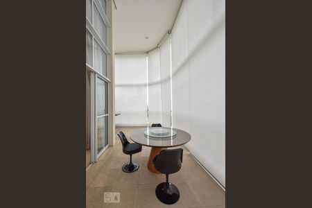 Apartamento à venda com 230m², 3 quartos e 3 vagasVaranda Gourmet 