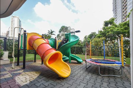 Apartamento à venda com 230m², 3 quartos e 3 vagasPlayground