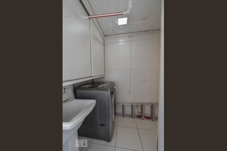 Apartamento à venda com 230m², 3 quartos e 3 vagasLavanderia 