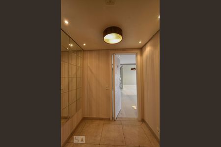 Apartamento à venda com 230m², 3 quartos e 3 vagasHall