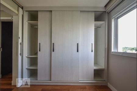 Apartamento à venda com 230m², 3 quartos e 3 vagasSuíte 03 