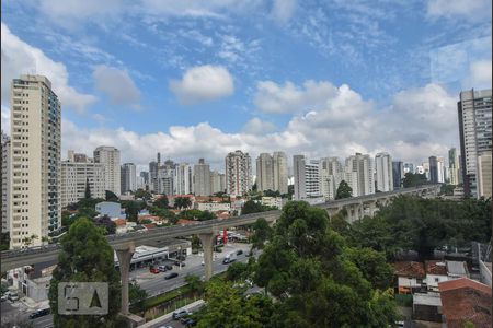 Apartamento à venda com 230m², 3 quartos e 3 vagasVista