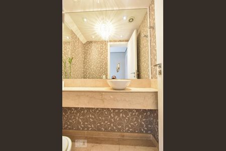 Apartamento à venda com 230m², 3 quartos e 3 vagasLavabo Central 