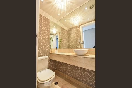 Apartamento à venda com 230m², 3 quartos e 3 vagasLavabo Central 