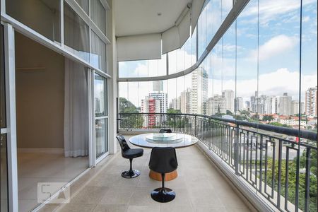 Apartamento à venda com 230m², 3 quartos e 3 vagasVaranda Gourmet 