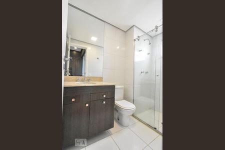 Apartamento à venda com 230m², 3 quartos e 3 vagasBanheiro Suíte 02