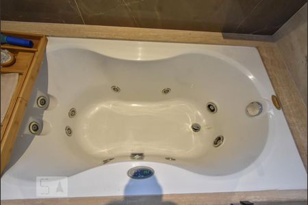 Apartamento à venda com 230m², 3 quartos e 3 vagasBanheiro  Suíte 01