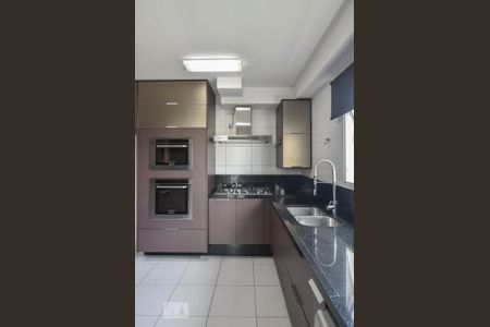 Apartamento à venda com 230m², 3 quartos e 3 vagasCozinha