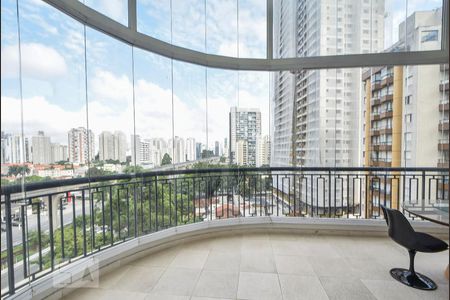 Apartamento à venda com 230m², 3 quartos e 3 vagasVaranda Gourmet 