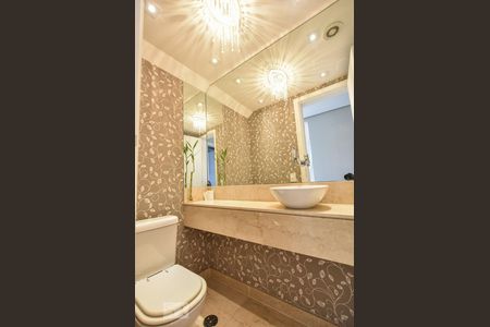 Apartamento à venda com 230m², 3 quartos e 3 vagasLavabo Central 