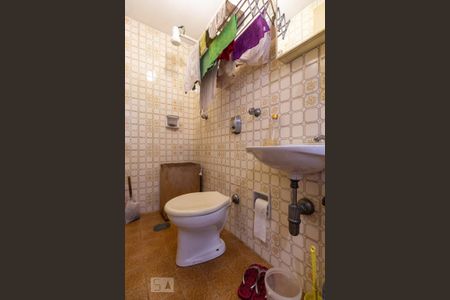 Apartamento à venda com 160m², 3 quartos e 2 vagasBanheiro de serviço