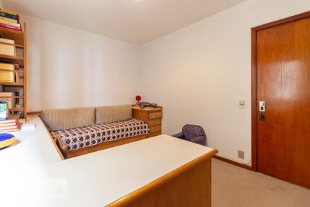 Apartamento à venda com 160m², 3 quartos e 2 vagasQuarto 1