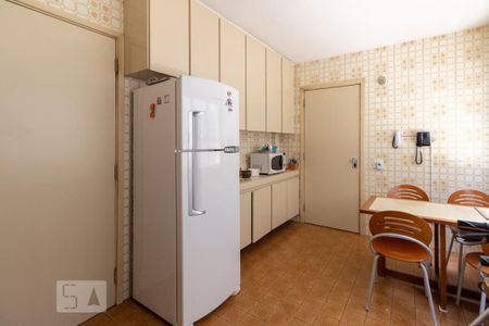 Apartamento à venda com 160m², 3 quartos e 2 vagasCozinha