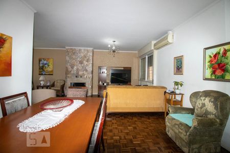 Sala de casa à venda com 4 quartos, 250m² em Jardim Lindóia, Porto Alegre