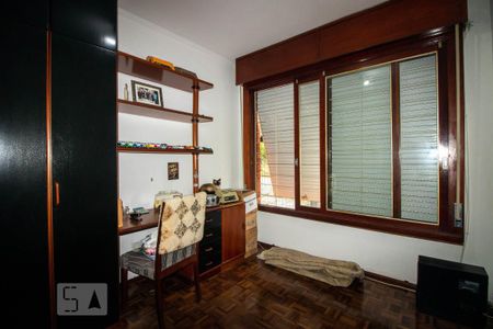 Quarto 1 de casa à venda com 4 quartos, 250m² em Jardim Lindóia, Porto Alegre