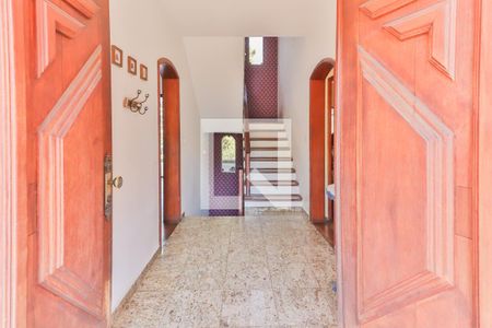 Corredor Entrada de casa à venda com 5 quartos, 350m² em Cidade São Francisco, São Paulo