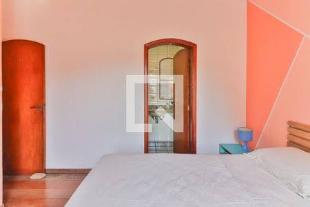 Casa à venda com 350m², 5 quartos e 3 vagasQuarto 2 Suite