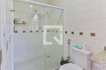 Casa à venda com 350m², 5 quartos e 3 vagasBanheiro Quarto 2 Suite