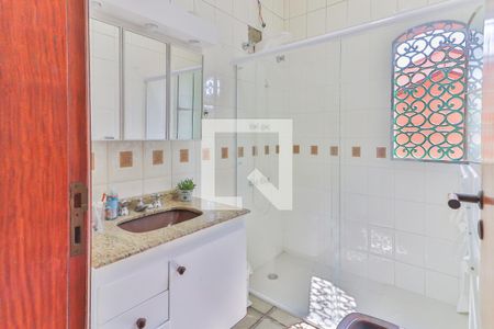 Casa à venda com 350m², 5 quartos e 3 vagasBanheiro Social