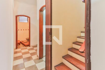 Casa à venda com 350m², 5 quartos e 3 vagasCorredor