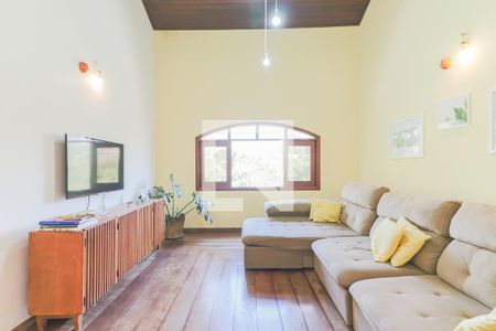 Sala de casa à venda com 5 quartos, 350m² em Cidade São Francisco, São Paulo