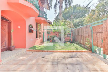 Casa à venda com 350m², 5 quartos e 3 vagasJardim / Garagem