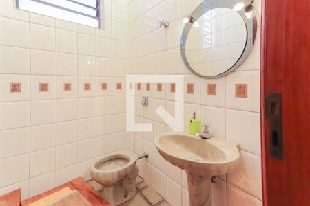 Casa à venda com 350m², 5 quartos e 3 vagasBanheiro Salão