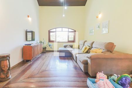 Sala de casa à venda com 5 quartos, 350m² em Cidade São Francisco, São Paulo