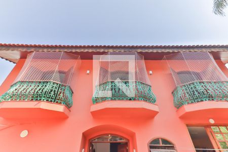 Casa à venda com 350m², 5 quartos e 3 vagasFachada