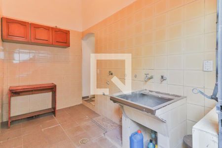 Casa à venda com 350m², 5 quartos e 3 vagasLavanderia