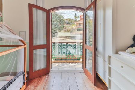 Casa à venda com 350m², 5 quartos e 3 vagasQuarto 1