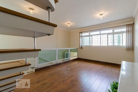 Sala de casa à venda com 4 quartos, 250m² em Vila Mariana, São Paulo