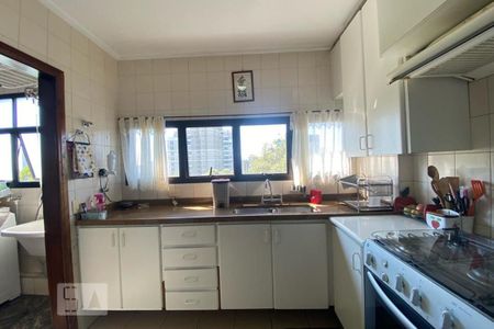 Apartamento à venda com 119m², 3 quartos e 2 vagasCozinha