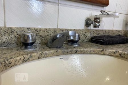 Apartamento à venda com 119m², 3 quartos e 2 vagasBanheiro - Torneira