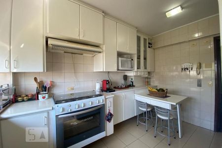 Apartamento à venda com 119m², 3 quartos e 2 vagasCozinha