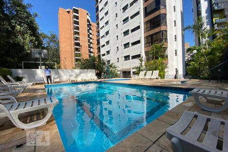 Apartamento à venda com 119m², 3 quartos e 2 vagasÁrea comum - Piscina