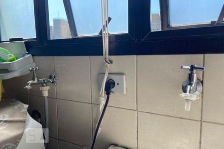 Apartamento à venda com 119m², 3 quartos e 2 vagasLavanderia (Torneira)