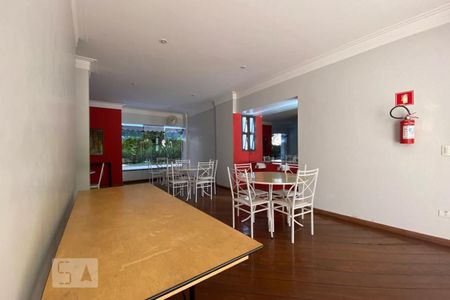 Apartamento à venda com 119m², 3 quartos e 2 vagasÁrea comum - Salão de festas