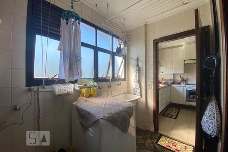 Apartamento à venda com 119m², 3 quartos e 2 vagasÁrea de Serviço
