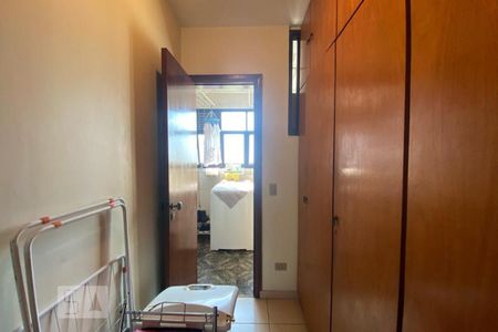 Apartamento à venda com 119m², 3 quartos e 2 vagasQuarto de Serviço