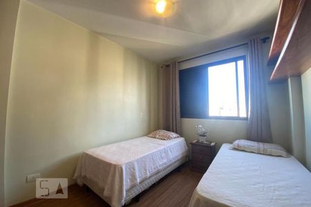 Apartamento à venda com 119m², 3 quartos e 2 vagasQuarto 2