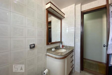 Apartamento à venda com 119m², 3 quartos e 2 vagasBanheiro