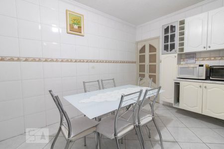 Casa à venda com 103m², 3 quartos e 2 vagasCozinha