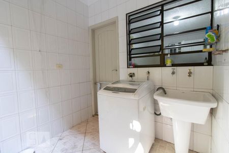 Casa à venda com 103m², 3 quartos e 2 vagasÁrea de Serviço