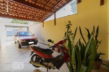 Casa à venda com 103m², 3 quartos e 2 vagasGaragem