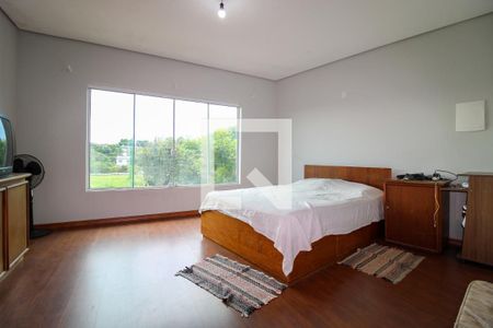 Casa à venda com 250m², 3 quartos e 2 vagasQuarto Suíte 1 