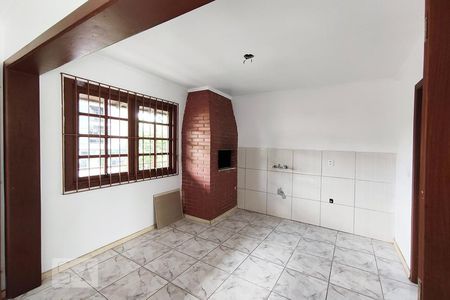 Casa à venda com 242m², 3 quartos e 2 vagasCozinha com churrasqueira 