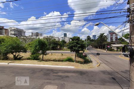 Casa à venda com 242m², 3 quartos e 2 vagas Vista da Sacada